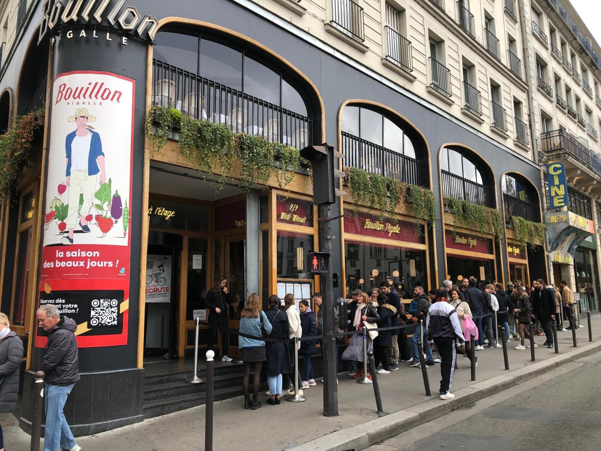 Métro Pigalle,Garçonnière 25 m2, 3 per, cabarets théâtres,restaurants,tout confort Paris Extérieur photo